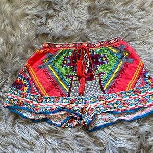 Flying tomato Shorts size small